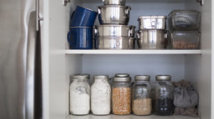 Here are 10 easy, zero waste habits to adopt this #plasticfreejuly. If you're on a budget, this list has you in mind because it won't break the bank!